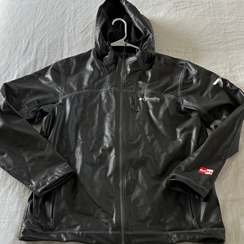 Columbia Men's Titanium OutDry Gray Winter Raincoat Large Excellent Condition!